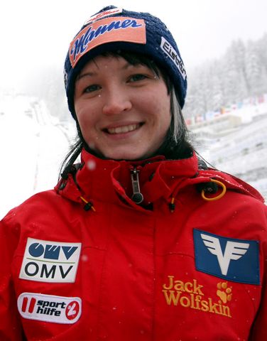017 Jacqueline Seifriedsberger